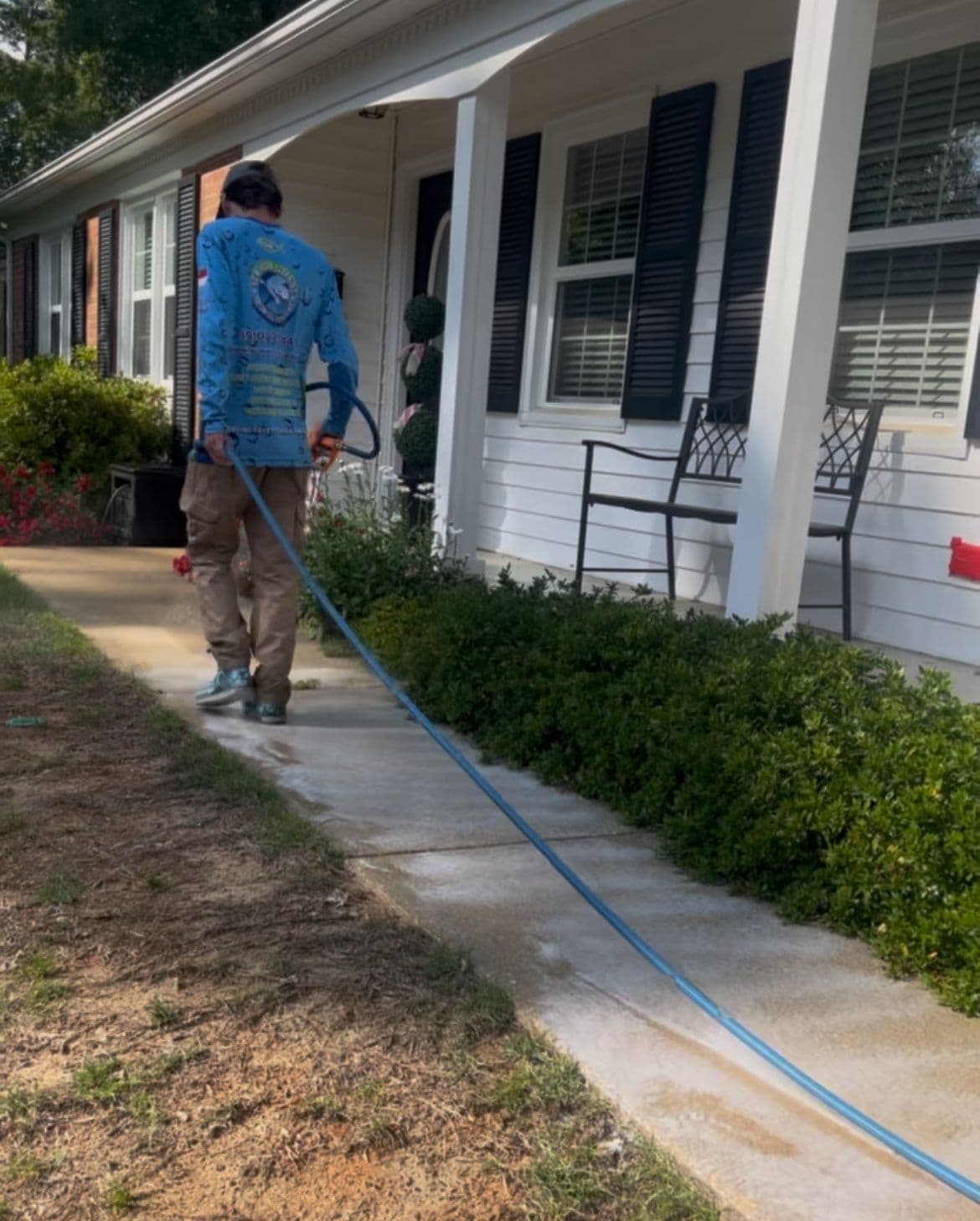 Project Expert Sidewalk Cleaning Ensures Pristine Pathways image