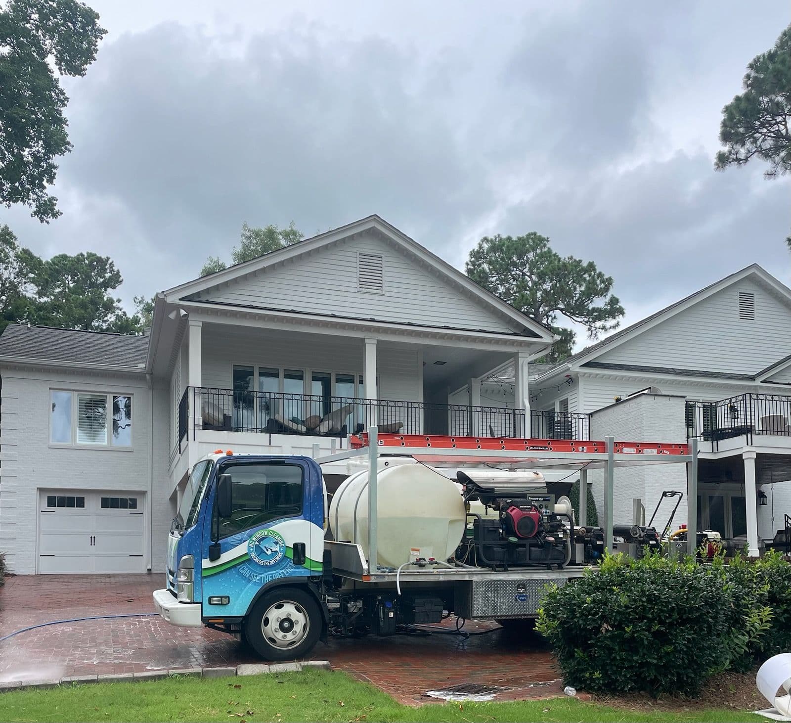 Sparkling Full Exterior Detail in Fayetteville NC image